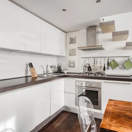 Lejlighed Stylish Top-floor Apt; Design Disctrict