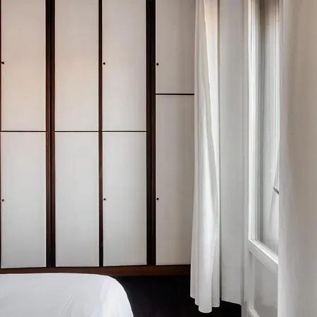 Stylish Top-floor Apt; Design Disctrict Daire